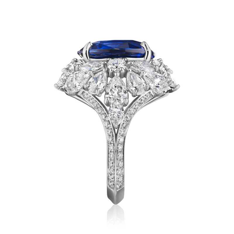12.46ct GRS Certified Oval Sapphire & Diamond Ring in Platinum