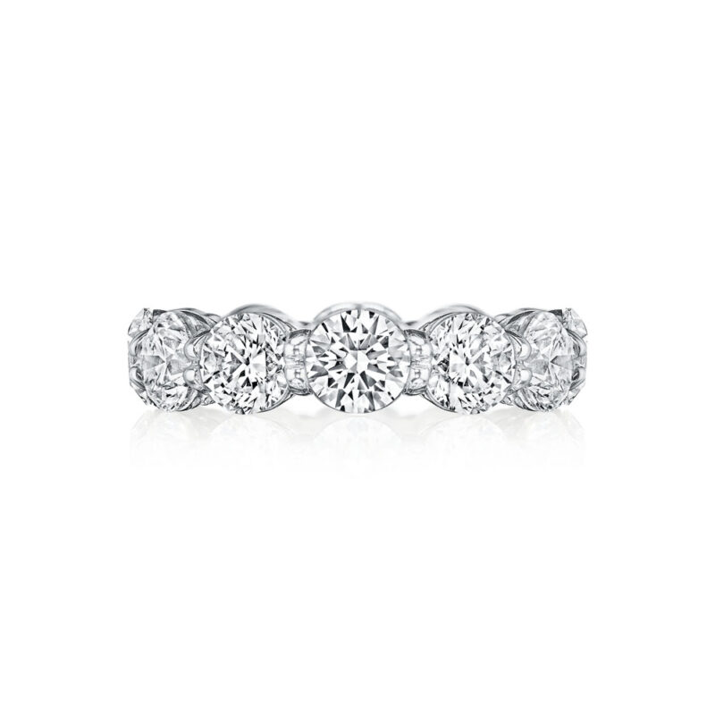 Shared Prong Round Diamond Eternity Band