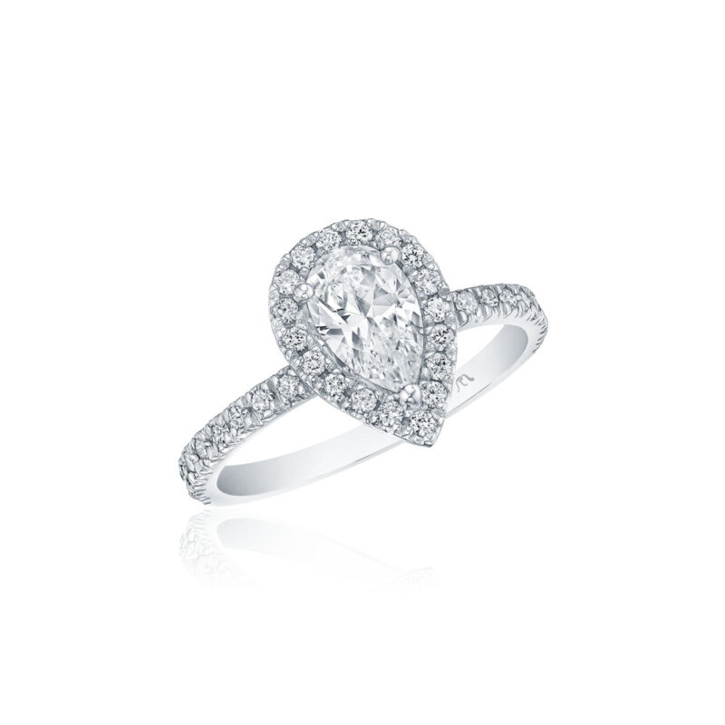Round Diamond Halo Ring