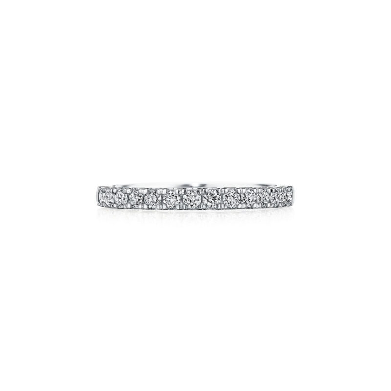 New York Dreams® Round Diamond Band