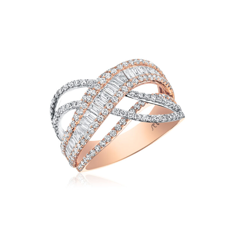 Interweaving Baguette & Round Diamond Band
