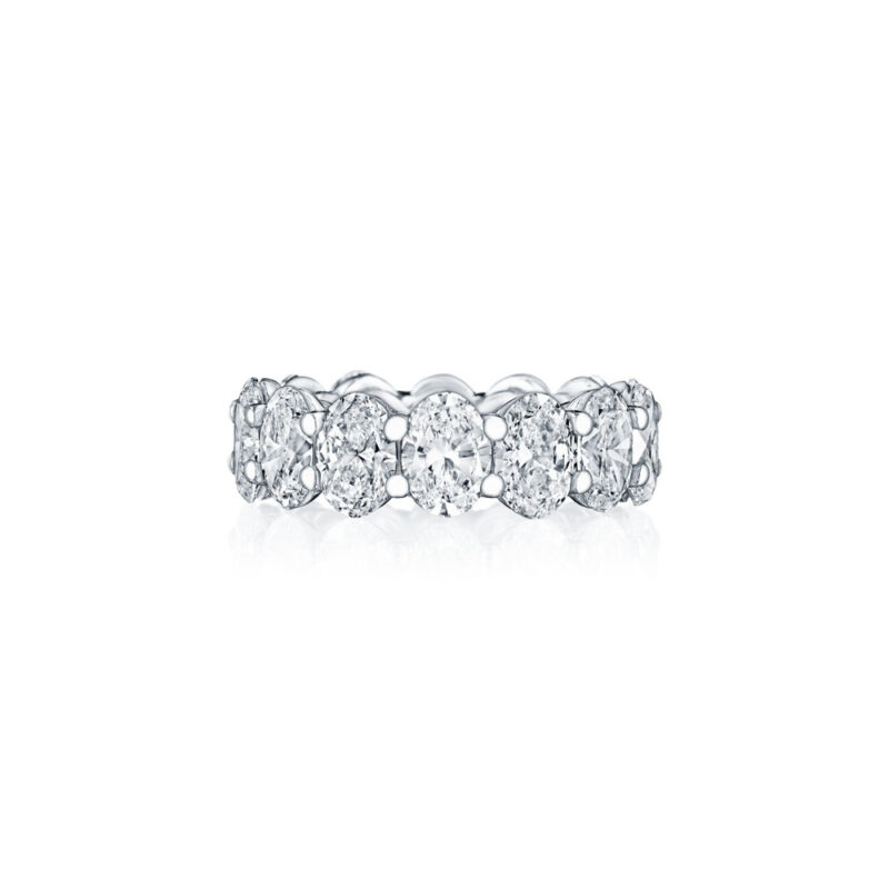 Shared Prong Oval Diamond Eternity Band