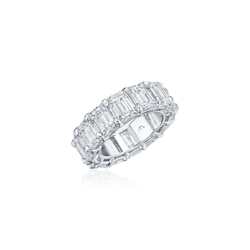 Shared Prong Emerald Cut Diamond Eternity Band