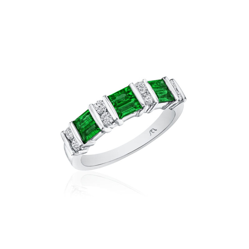 Round Diamond & Baguette Emerald Band