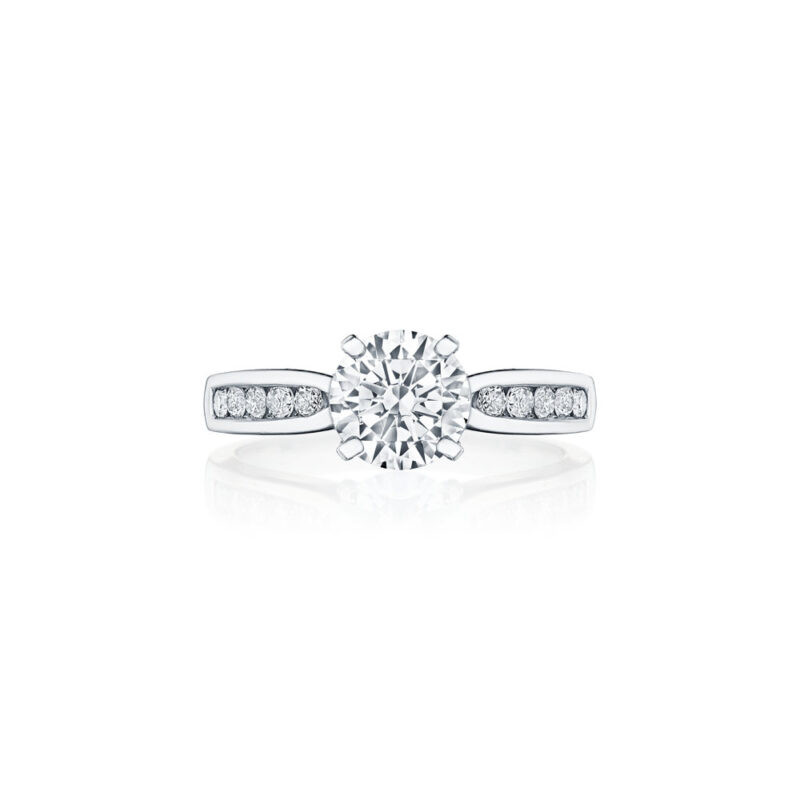 Round Diamond Engagement Ring