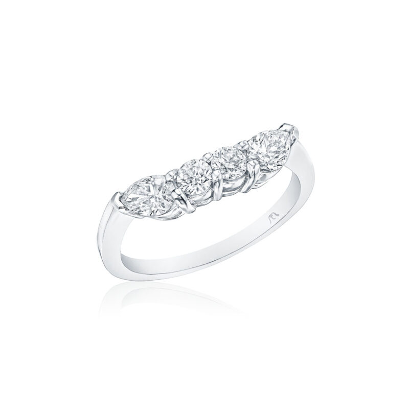 Pear Shape & Round Diamond Band