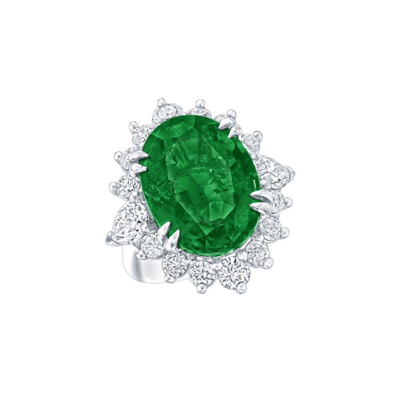 HM#6007 – Oval Cut Emerald & Pear Shape Diamond Ring