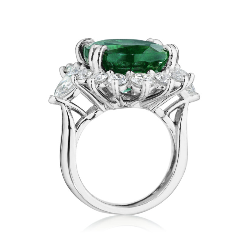 HM#6007 – Oval Cut Emerald & Pear Shape Diamond Ring