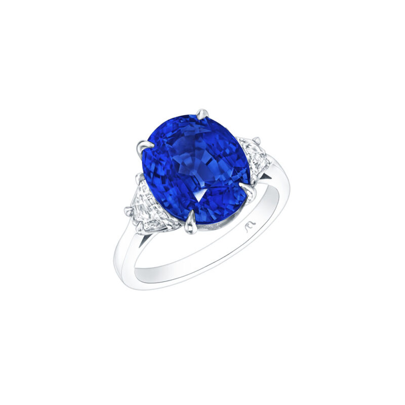 HM#5006- Oval Sapphire & Half moon Diamond Ring