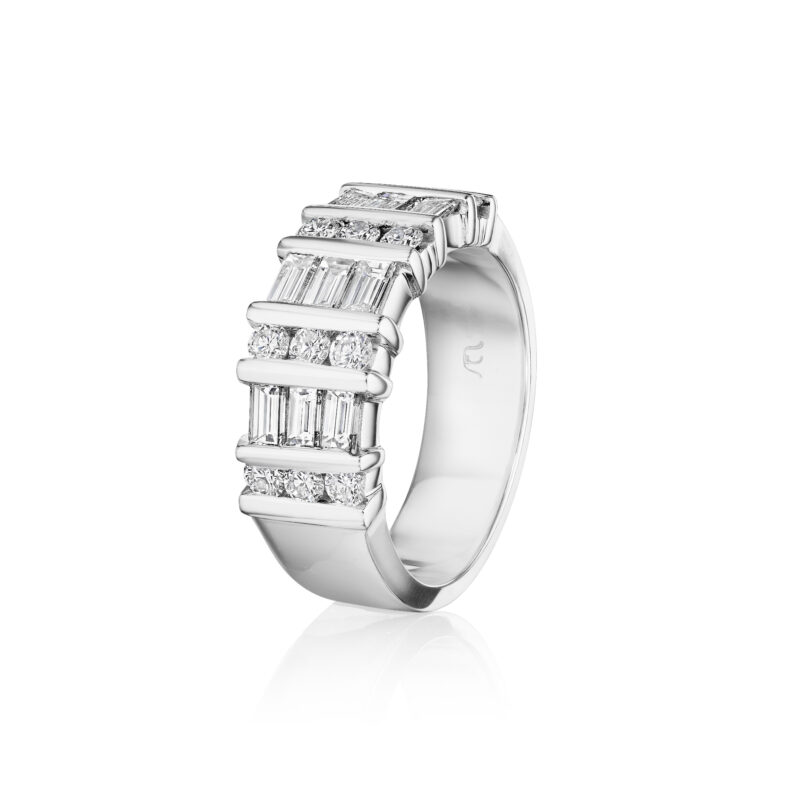 Baguette & Round Diamond Bar Set Band