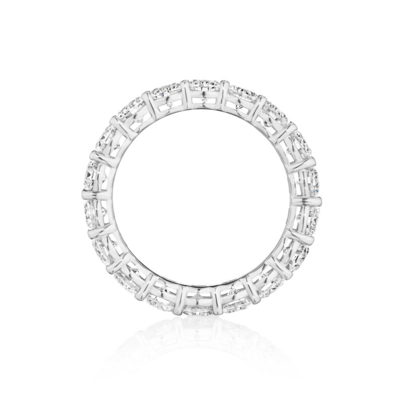 Shared Prong Round Diamond Eternity Band