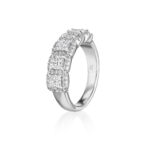 Cushion Cut Diamond & Round Diamond Halo Band